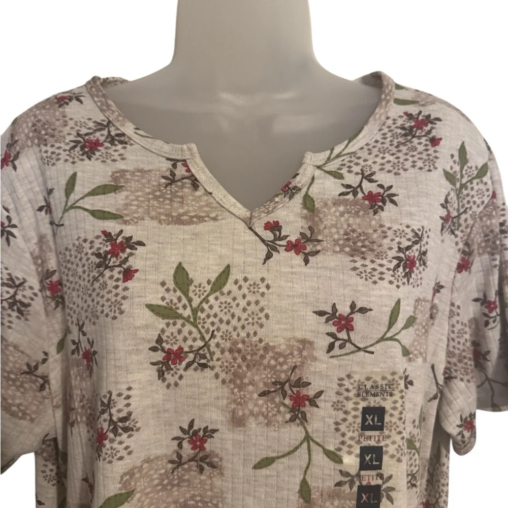 NWT Floral Beige/Sage Print Casual Top XLARGE/PETITE #Q - Picture 2 of 10
